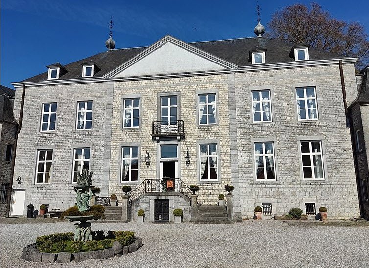 Château d'Onthaine, Ciney, Belgium